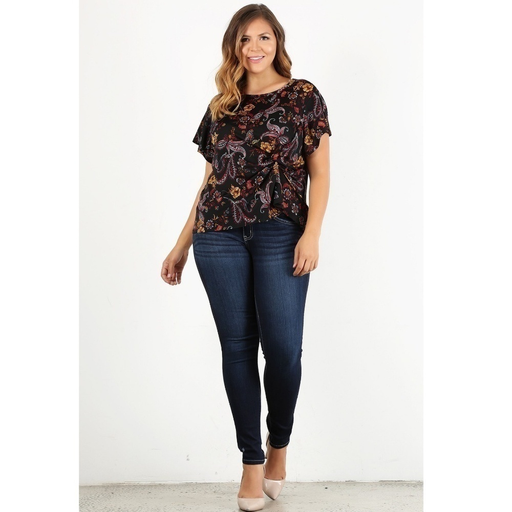 LAST ONE!! Black Floral Paisley Knotted Short Sleeve Blouse